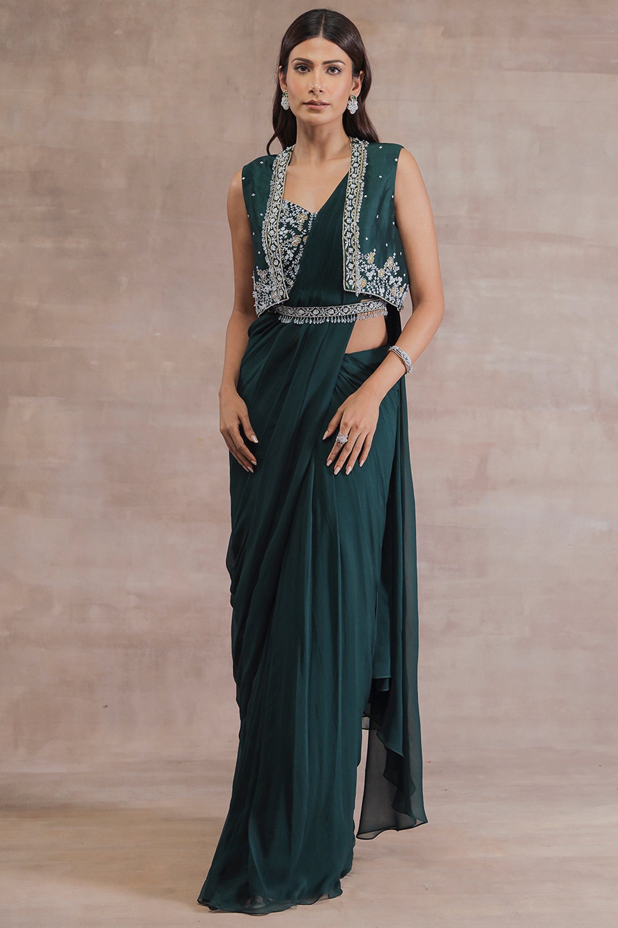 Saree dress with jacket | Saree dress, Jacket dress, Maxi dress